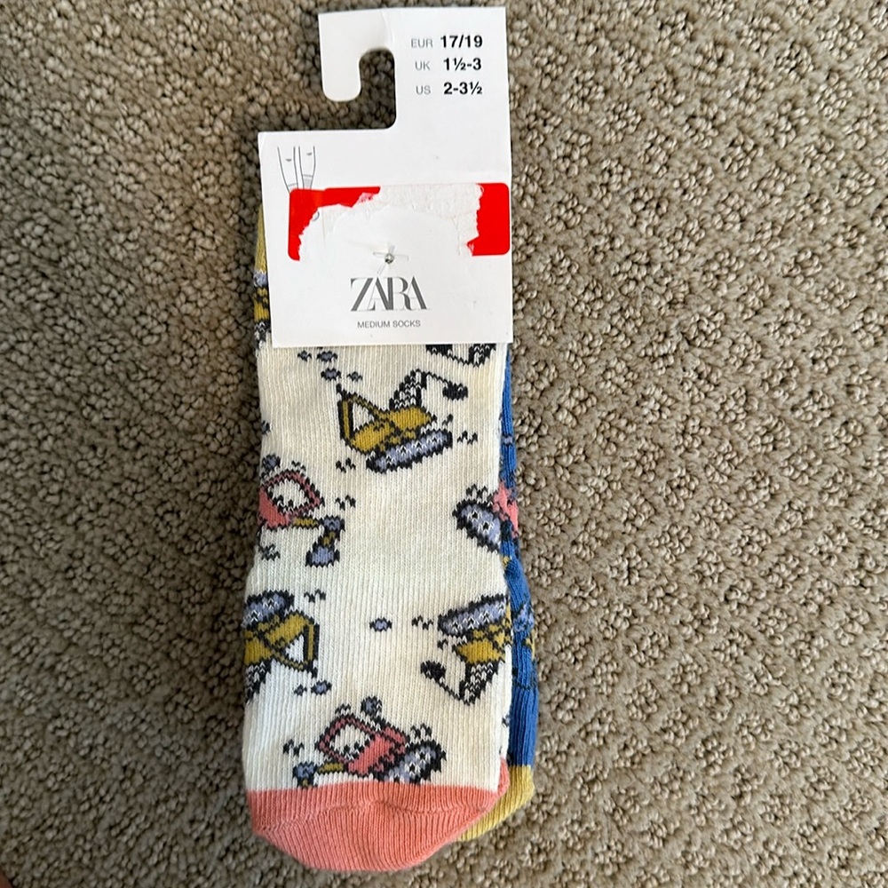 NWT! Zara kids socks